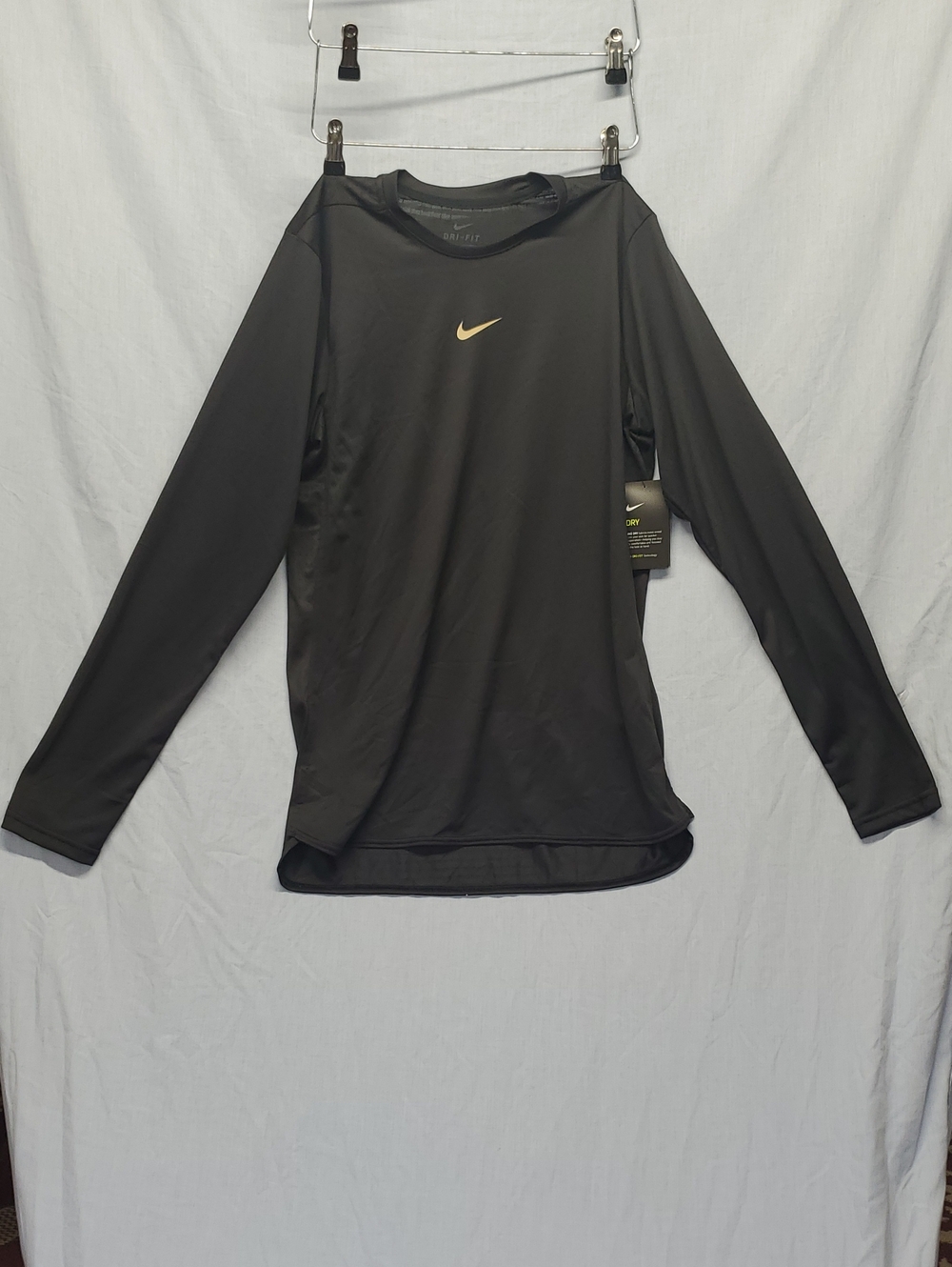 Nike Men’s Long Sleeve Performance Shirt - Black with Gold Swoosh #219